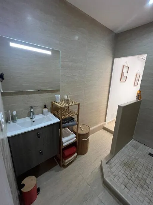 Apartament Superbe 2 Chambres Avec Piscine Baie Nettle